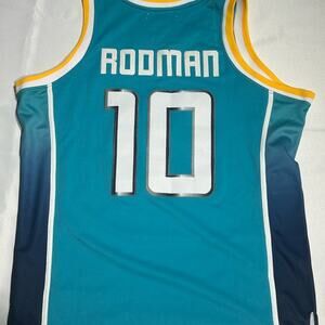 Headgear Classics #10 Dennis Rodman Basketball Jersey Size L MSRP $110